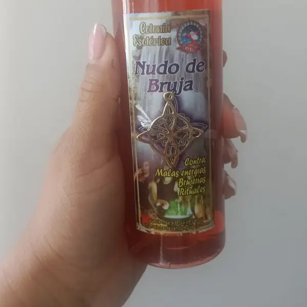 Colonia Nudo de Bruja
