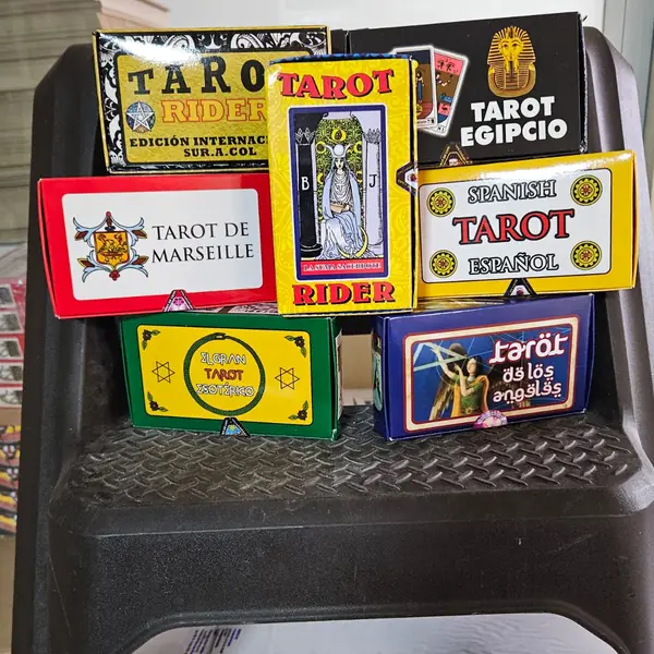 Mazos de tarot: Rider, Marsella, Egipcio y Español